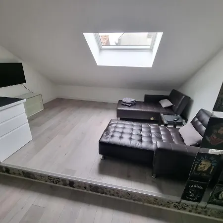 Lägenhet Thelna Theo