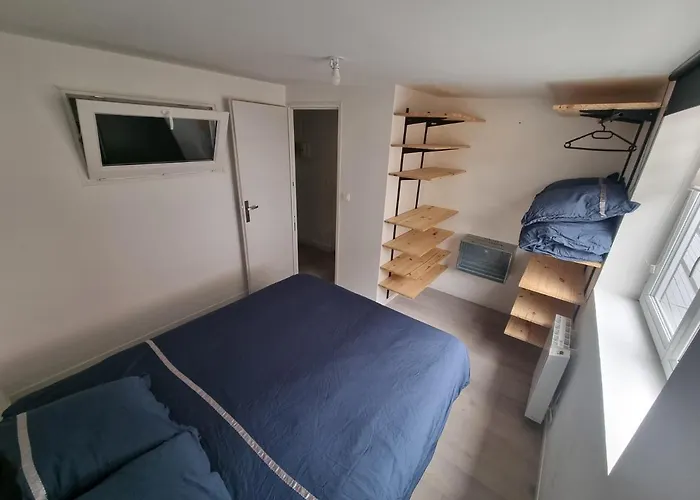 Thelna Théo Apartamento *
